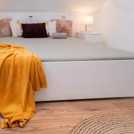 Irisz Teljes Haz Villa Balatonmáriafürdő