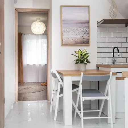 Irisz Teljes Haz Вилла Балатонмариафюрдё