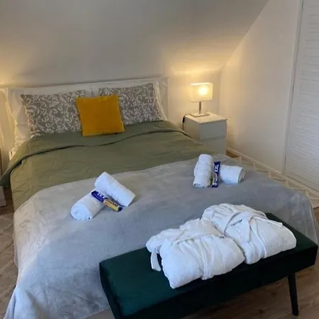 Irisz Teljes Haz Вилла