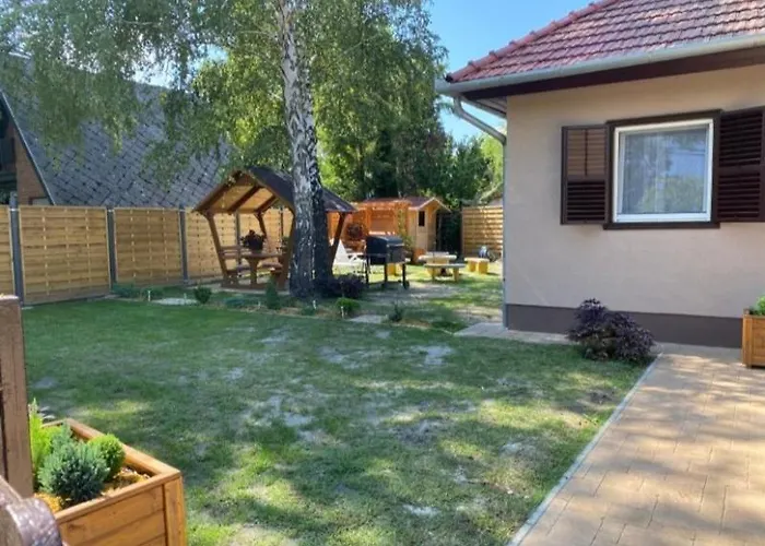 Irisz Teljes Haz Villa Balatonmariafurdo