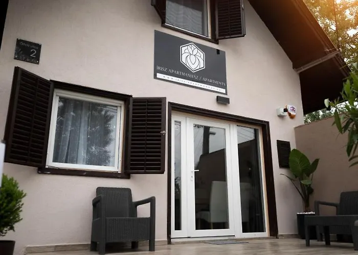Irisz Teljes Haz Villa