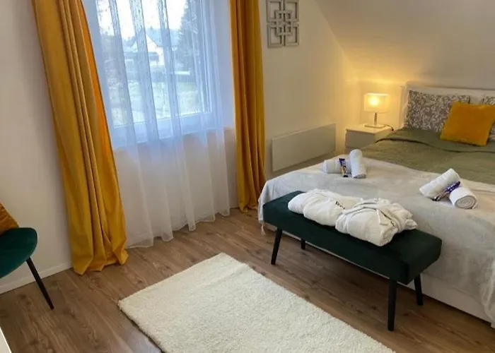 Irisz Teljes Haz Villa