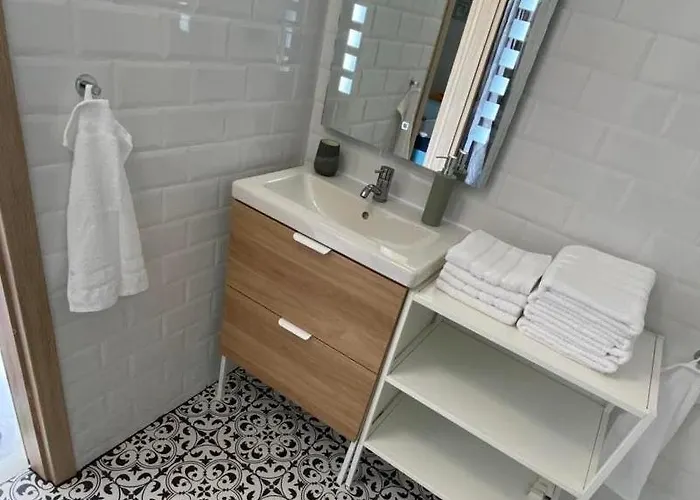 Irisz Teljes Haz * Balatonmáriafürdő