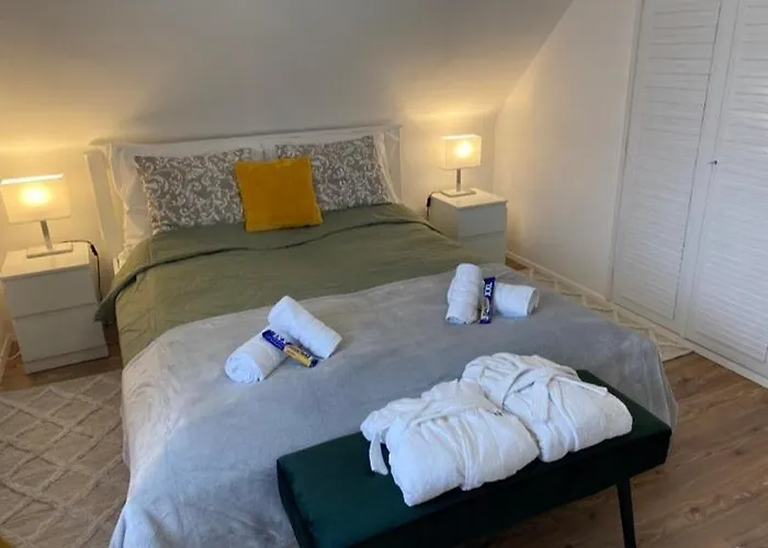 Irisz Teljes Haz Villa